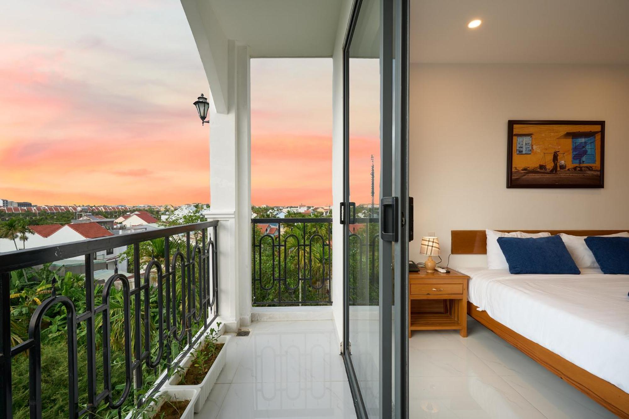 Hoi An Legend Charm Boutique Hotel Exterior foto